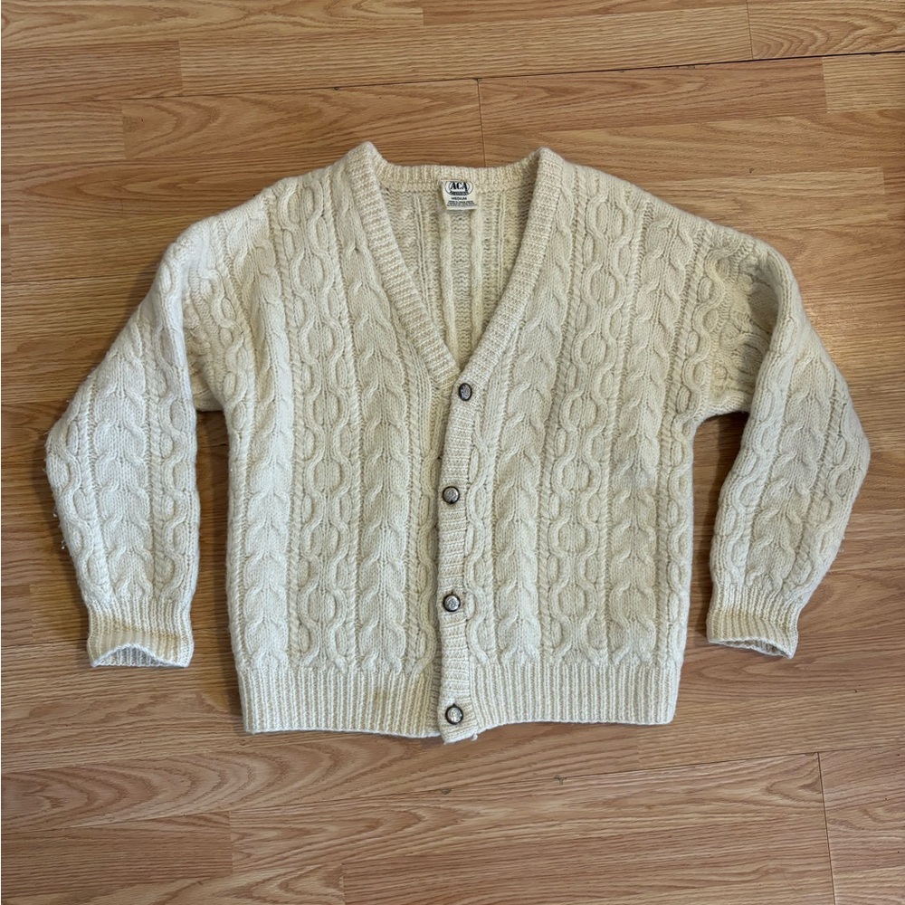 100% wool button down vintage sweater